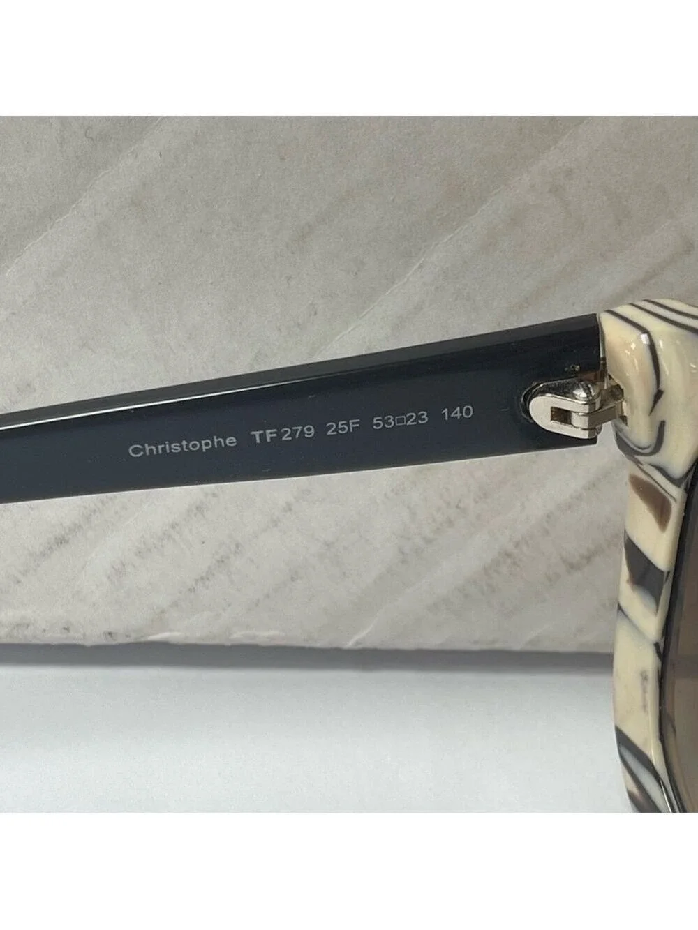 Tom Ford CHRISTOPHE Sunglasses Ivory Black Frame Brown Lens FT279 25F 53-23 140